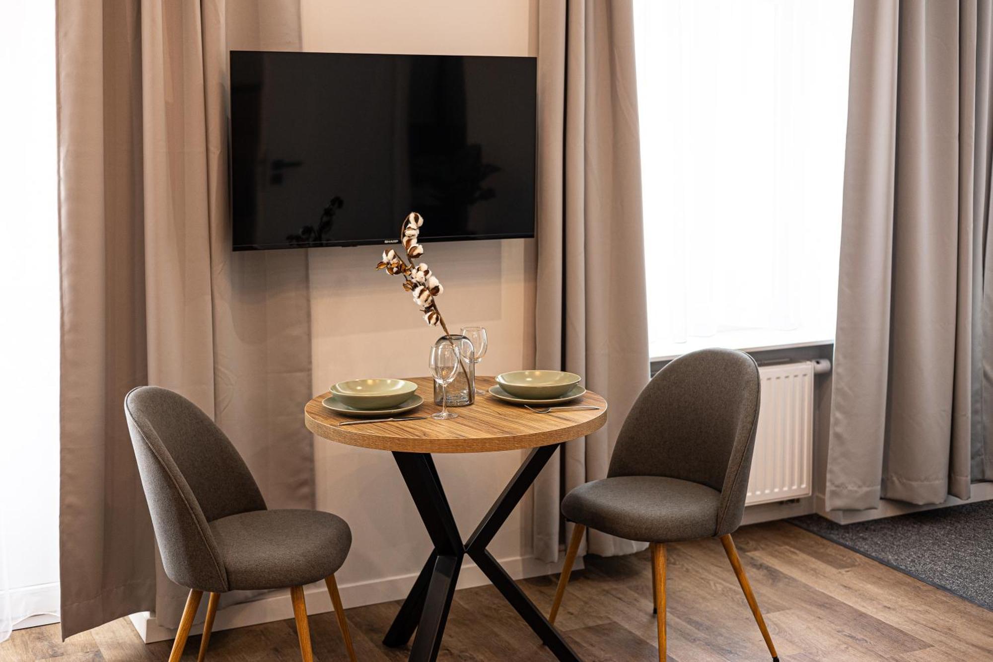 Aparthotel 2homerent Garbary 12 *